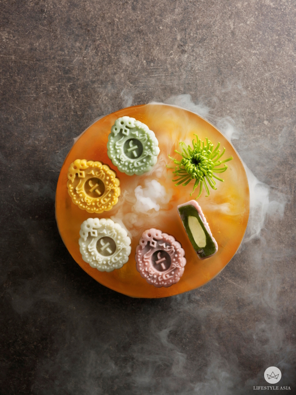 The Fullerton Snowskin Tresures (White Lotus Paste with Egg Yolk, Pandan Gula Melaka, Matcha Red Bean with Tangerine Lemon and Orange and Chocolate Paste Snow Skin Mooncake copy